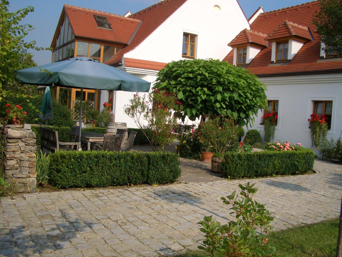Prabatsch-Aichinger Winzergut Apartment Langenlois Exterior photo